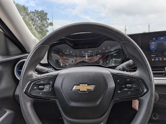 Used 2026 Chevrolet Trax LS w/ Driver Confidence Package FWD image 22