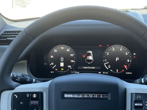 New 2025 Land Rover Defender 110 X-Dynamic SE image 17