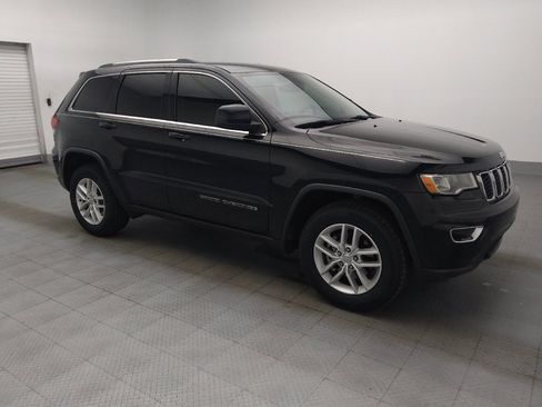 Used 2018 Jeep Grand Cherokee Laredo RWD image 11