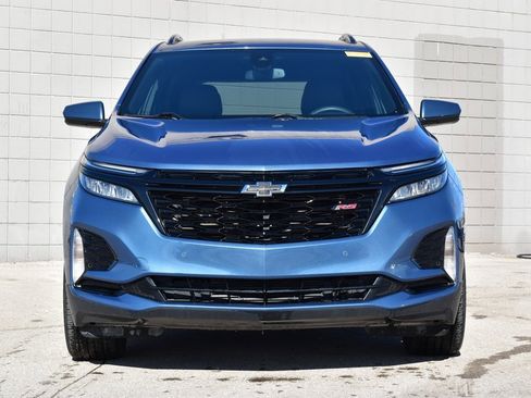 Used 2024 Chevrolet Equinox RS w/ LPO, Floor Liner Package image 2