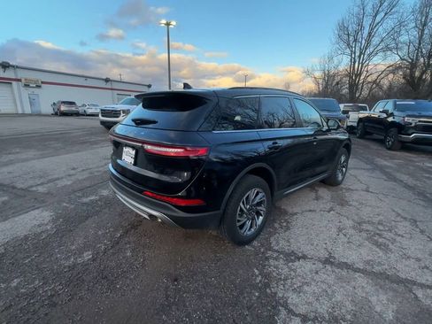 Used 2025 Lincoln Corsair FWD w/ Equipment Group 101A image 8