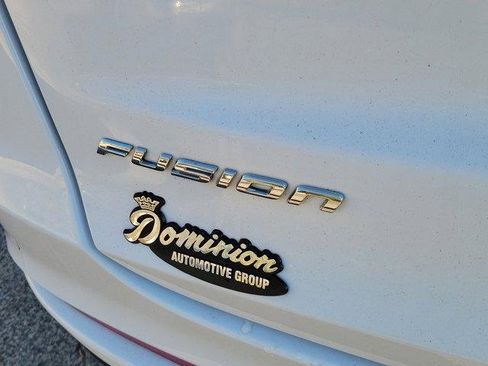 Used 2020 Ford Fusion SE image 7