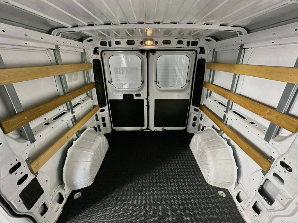 Used 2025 RAM ProMaster 2500 w/ U-Haul Equipment Group FWD image 13