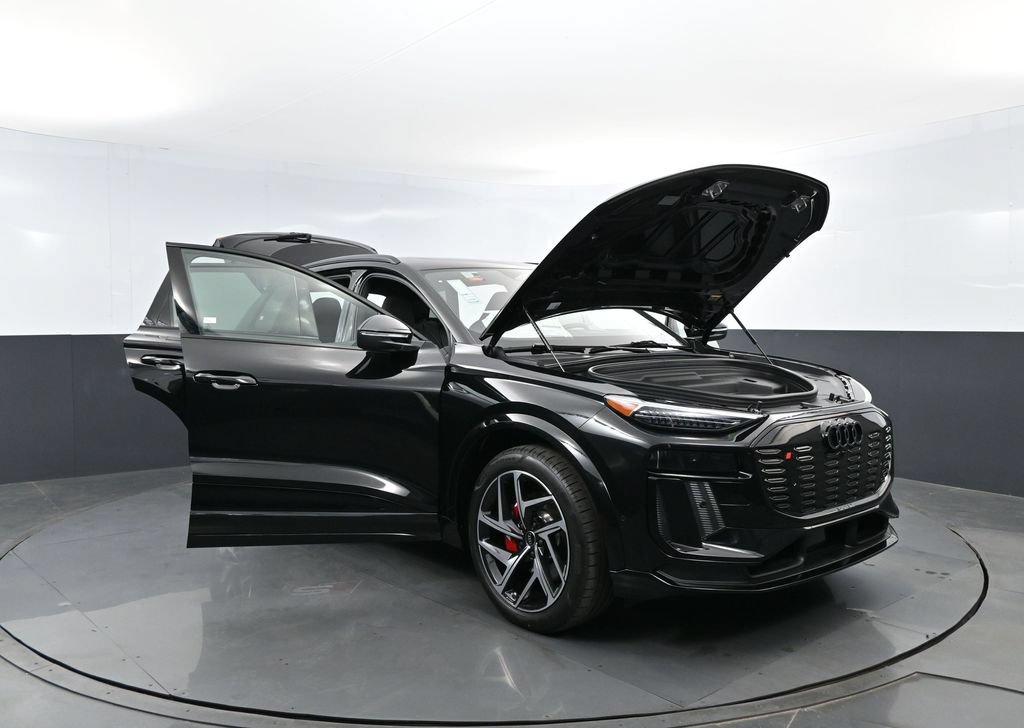 New 2027 Audi SQ6 e-tron Premium Plus AWD/4WD image 27