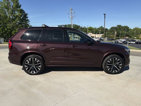 Used 2026 Volvo XC90 B6 Ultra w/ Lounge Package AWD/4WD image 11