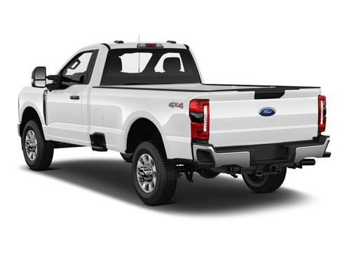 Used 2023 Ford F250 XLT image 2
