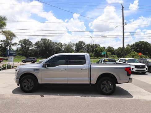 Used 2025 Ford F150 Lightning Flash AWD/4WD image 8