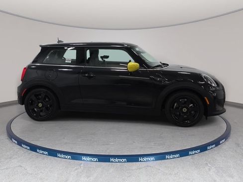 Certified 2024 MINI Cooper SE FWD image 4