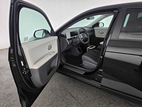 Used 2024 Hyundai Ioniq 5 SEL RWD image 19