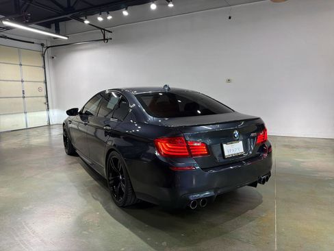 Used 2016 BMW M5 image 6