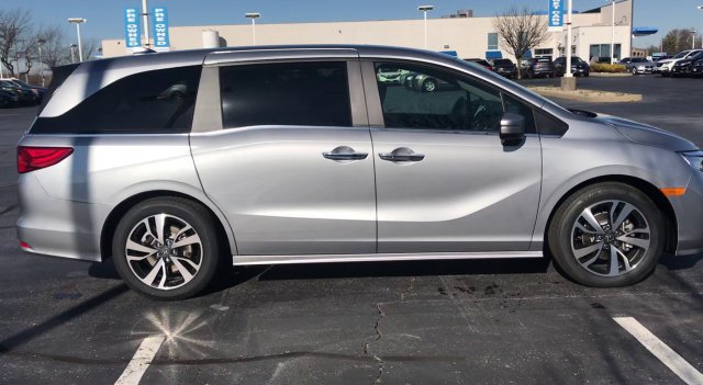 Used 2021 Honda Odyssey Touring image 9