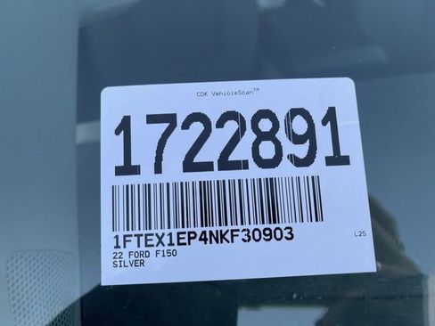Used 2022 Ford F150 XLT image 11