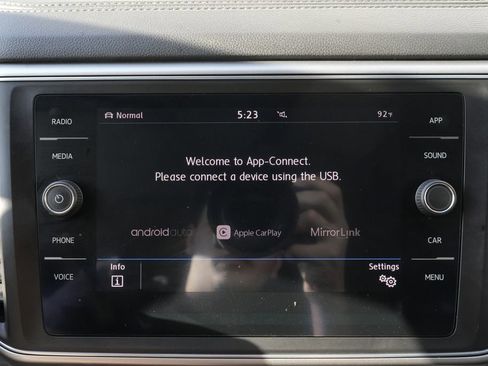 Used 2018 Volkswagen Atlas SE image 60