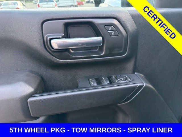 Used 2024 Chevrolet Silverado 3500 W/T AWD/4WD image 17