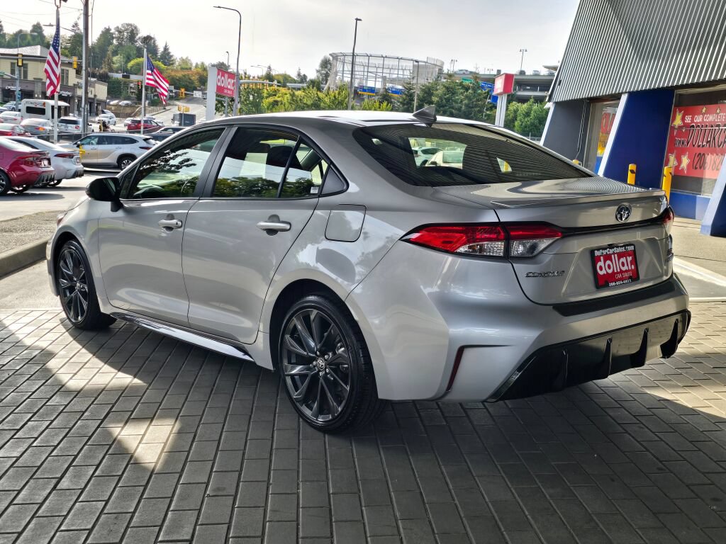 Used 2024 Toyota Corolla SE w/ SE Package FWD image 7