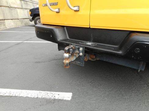 Used 2005 Chevrolet Express 3500 3500 Cargo Van Roof Rack Tow P image 9