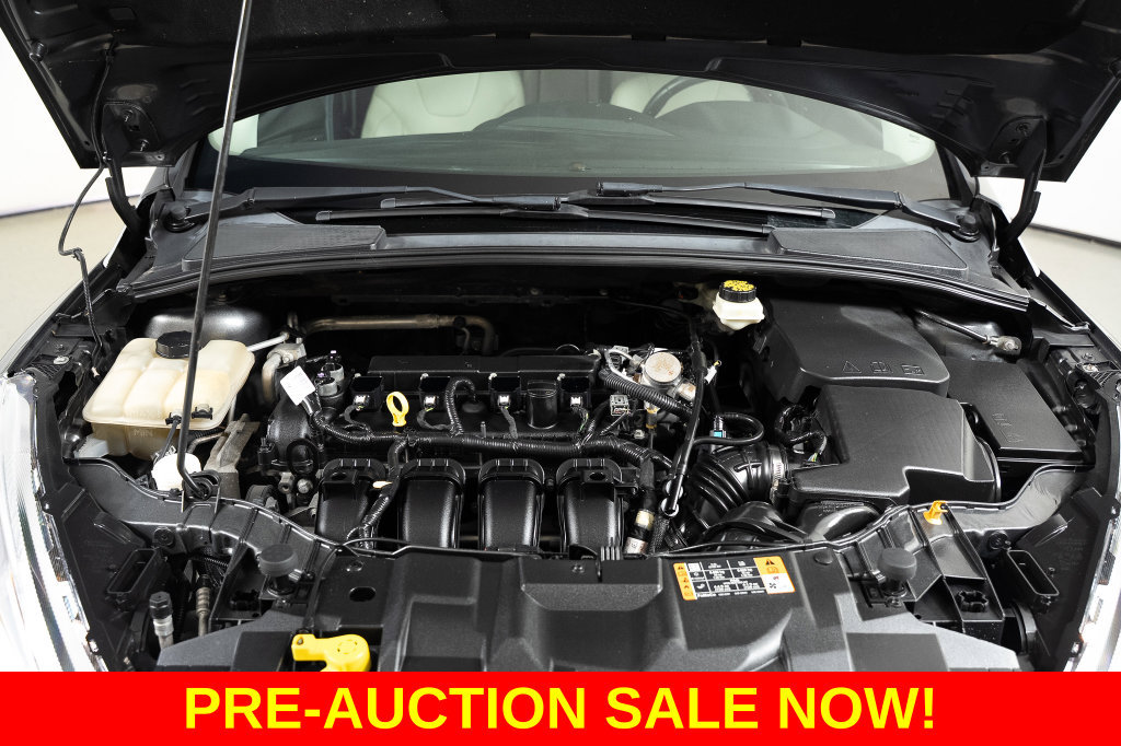 Used 2017 Ford Focus Titanium FWD image 36
