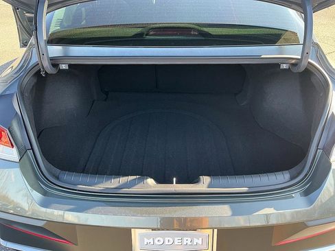 Used 2024 Hyundai Elantra SEL w/ Convenience Package image 21