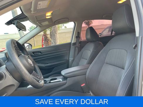 Used 2024 Nissan Altima 2.5 S FWD image 14