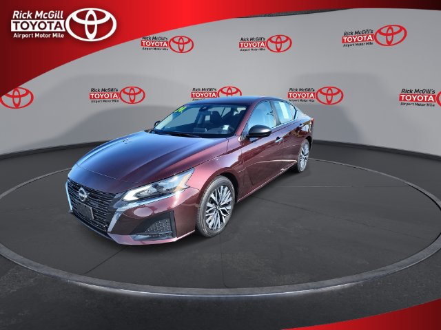 Used 2024 Nissan Altima 2.5 SV FWD image 4