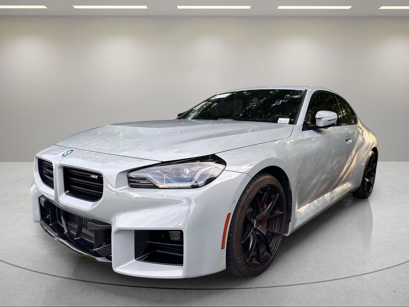 Used 2024 BMW M2 RWD image 2