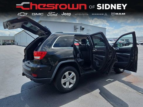 Used 2013 Jeep Grand Cherokee Laredo AWD/4WD image 15
