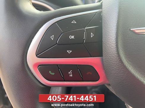 Used 2024 Chrysler Voyager LX FWD image 13