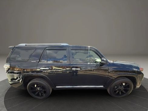 Used 2017 Toyota 4Runner Limited image 4