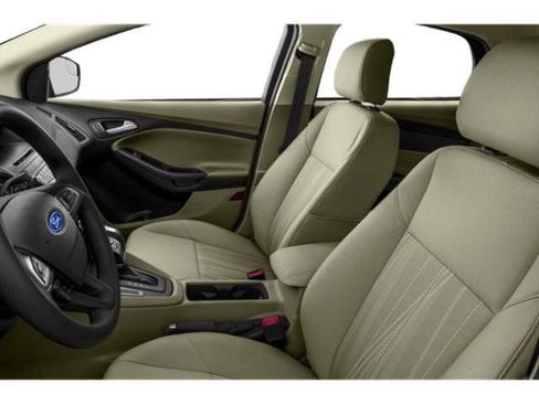 Used 2018 Ford Focus SEL image 35