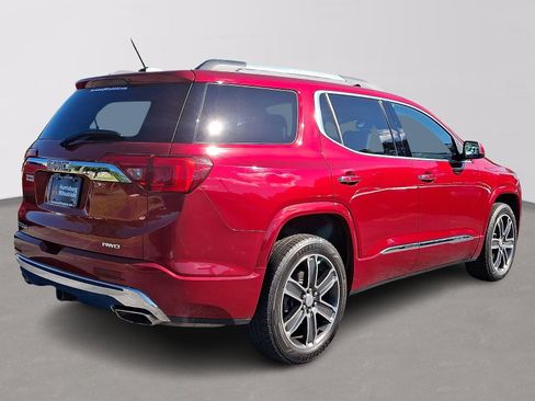Used 2019 GMC Acadia Denali w/ Technology Package AWD/4WD image 6