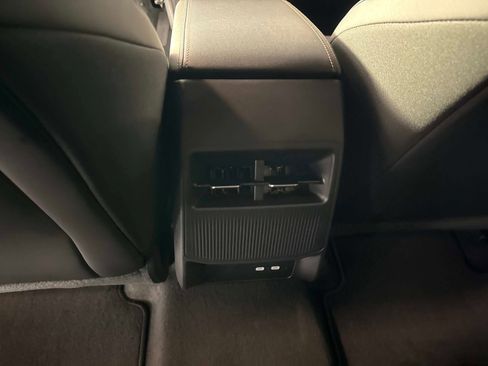 New 2026 Jeep Cherokee Limited image 16