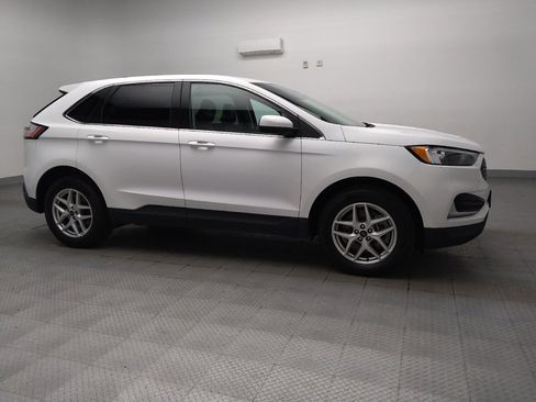 Used 2024 Ford Edge SEL image 11