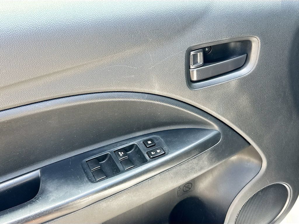 Used 2024 Mitsubishi Mirage G4 ES FWD image 17