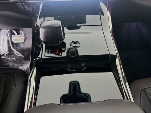 New 2026 Land Rover Range Rover Sport SV AWD/4WD image 18
