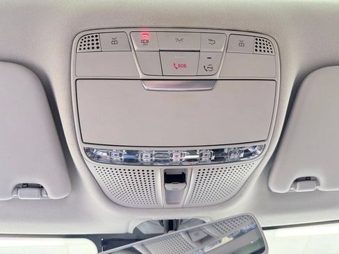 Used 2020 Mercedes-Benz C 300 Sedan image 55