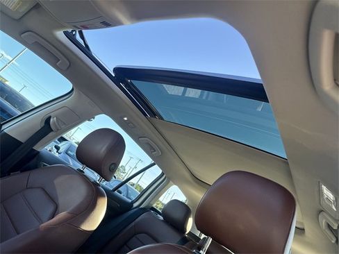 Used 2018 Volkswagen Golf Alltrack SEL image 29