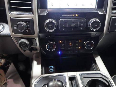 Used 2018 Ford F150 Lariat AWD/4WD image 25