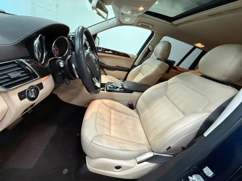 Used 2017 Mercedes-Benz GLS 450 4MATIC w/ Premium Package image 17