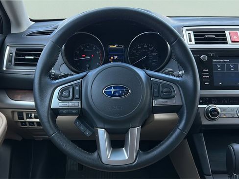 Used 2017 Subaru Outback 2.5i Limited image 24