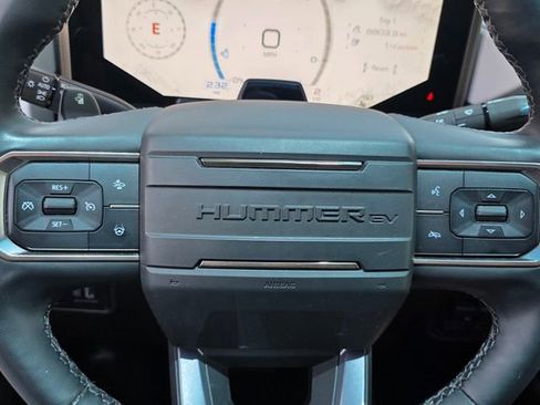 Used 2025 GMC Hummer EV 2X AWD/4WD image 26