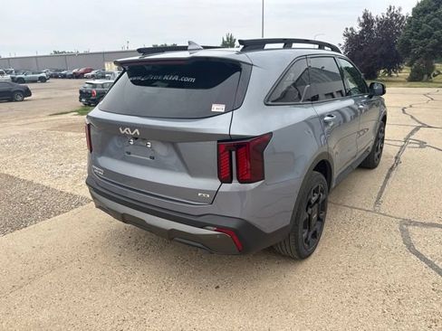 Used 2024 Kia Sorento SX Prestige AWD/4WD image 12
