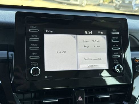 Used 2024 Toyota Camry SE image 22