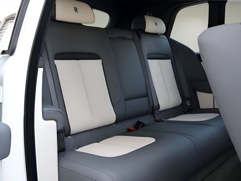 New 2026 Rolls-Royce Cullinan AWD/4WD image 24