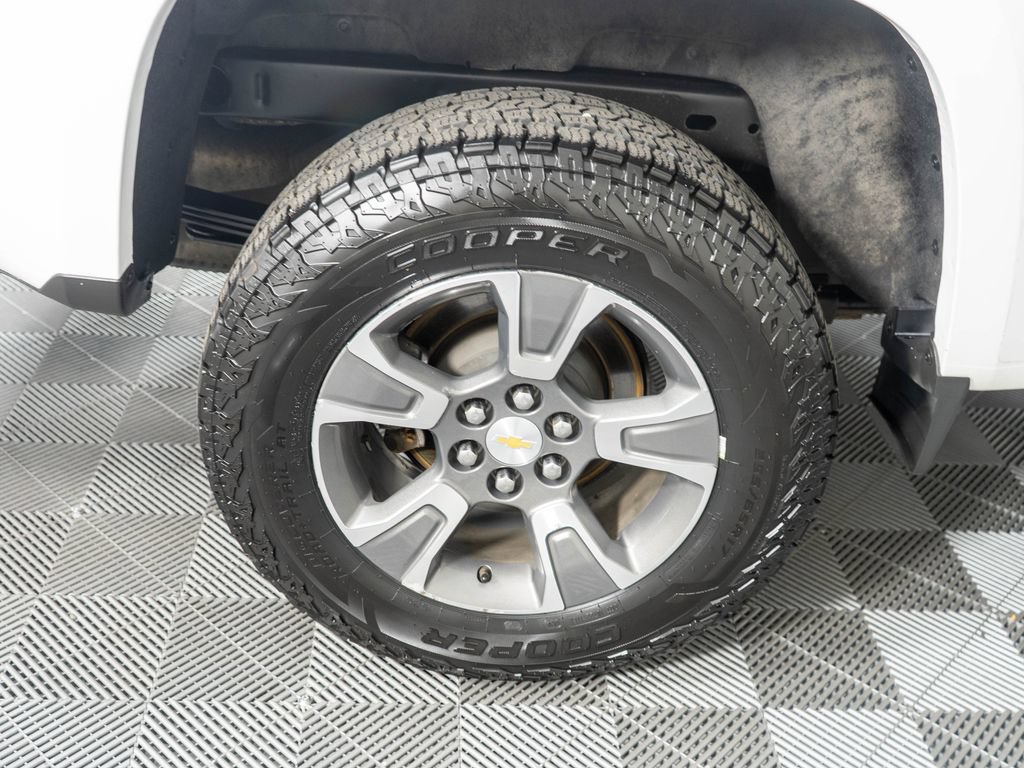 Used 2015 Chevrolet Colorado Z71 AWD/4WD image 30
