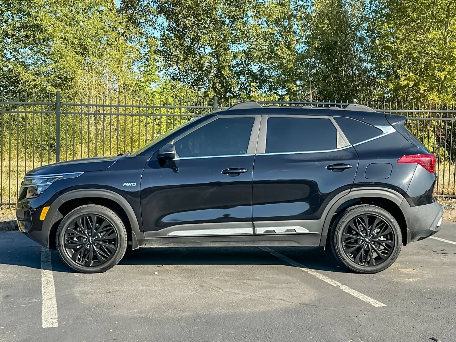 Used 2022 Kia Seltos Nightfall Edition AWD/4WD image 6
