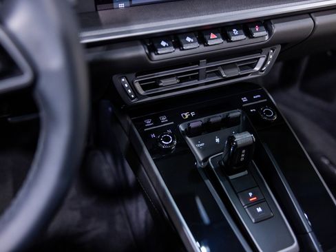 Used 2021 Porsche 911 Targa 4S Heritage Design image 47