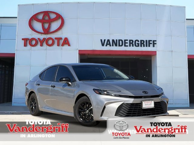 Used 2026 Toyota Camry LE w/ Convenience Package FWD image 1