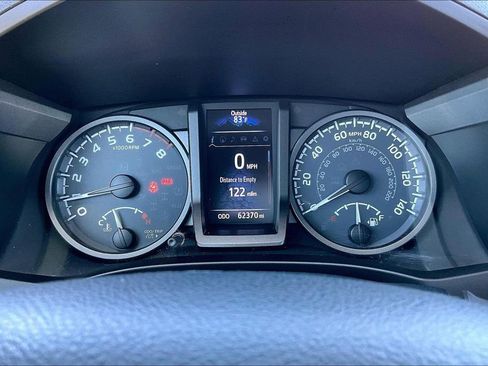 Used 2019 Toyota Tacoma TRD Off-Road w/ TRD Premium Off Road Package AWD/4WD image 20
