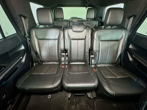 Used 2019 Ford Expedition XLT w/ Equipment Group 202A image 13