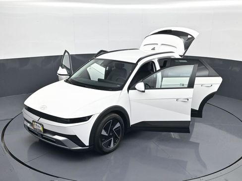 New 2025 Hyundai Ioniq 5 SEL image 30